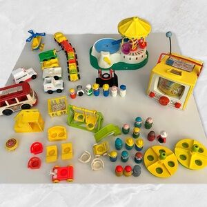 Vintage Fisher-Price Little People - Huge Lot - Rare #195 TV and #170 Carousel